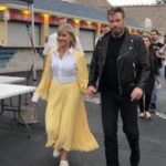 Disfraces de Olivia Newton John y John Travolta para revivir la magia de Grease